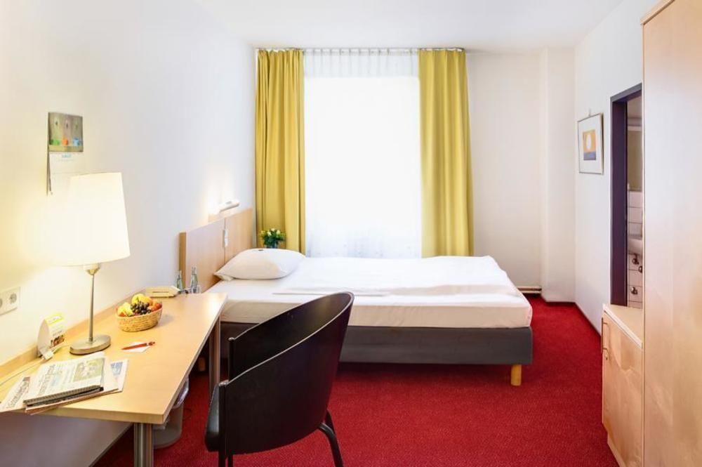 Cvjm Dusseldorf Hotel & Tagung מראה חיצוני תמונה